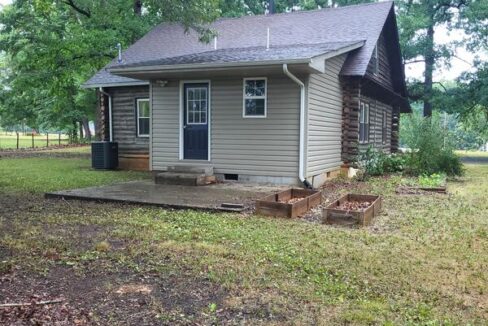 log house view from back good 07-24